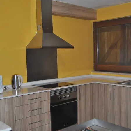 Casa Do Caminheiro לאוסה